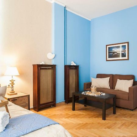 Cozy, Central, Safe Double Rooms In Apartment, Close To Acropolis アテネ エクステリア 写真