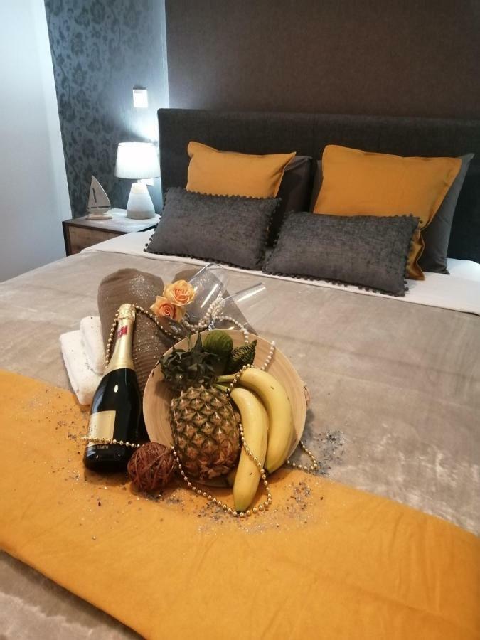 Cozy, Central, Safe Double Rooms In Apartment, Close To Acropolis アテネ エクステリア 写真